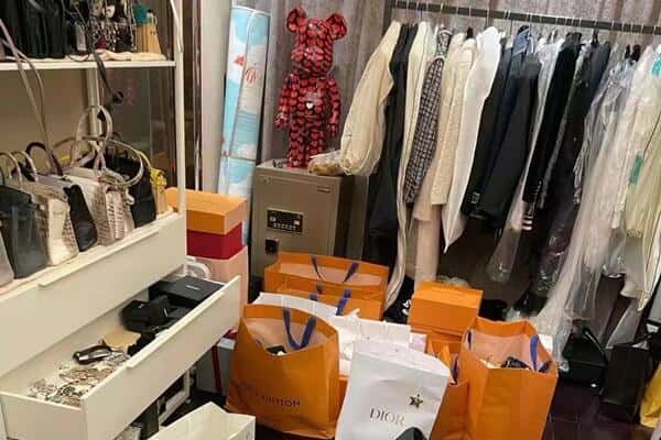 南山区回收一线品牌衣服